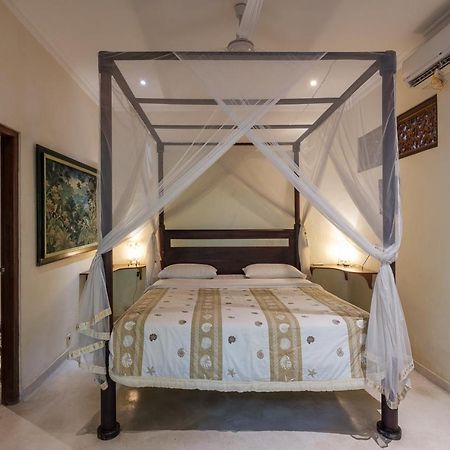 White Lotus Oasis Hotel Ubud  Ngoại thất bức ảnh