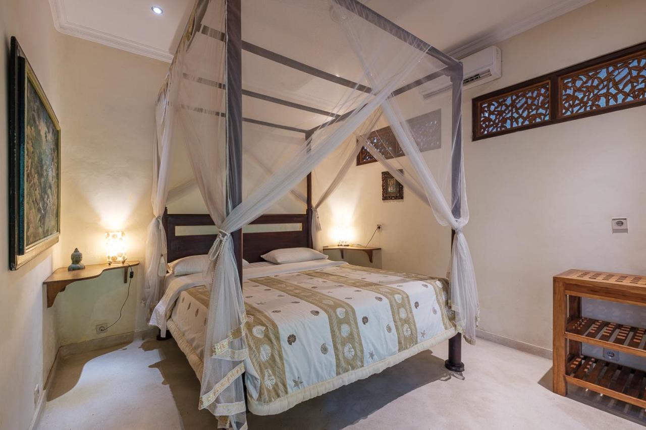 White Lotus Oasis Hotel Ubud  Ngoại thất bức ảnh