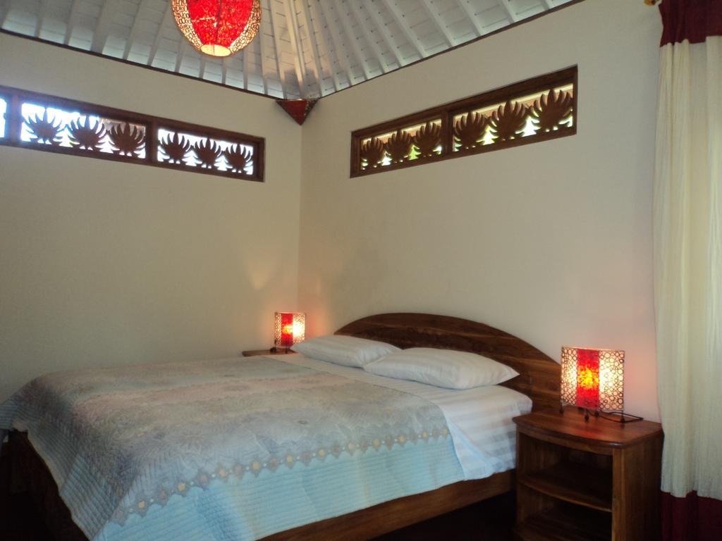 White Lotus Oasis Hotel Ubud  Phòng bức ảnh