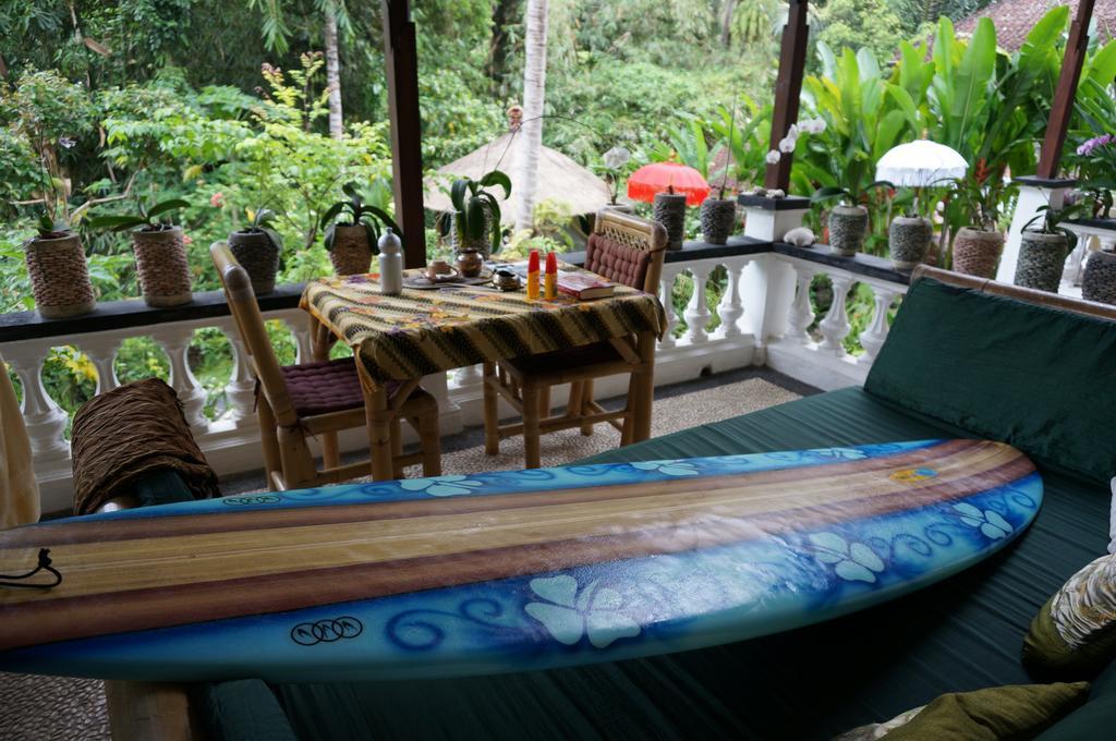 White Lotus Oasis Hotel Ubud  Phòng bức ảnh